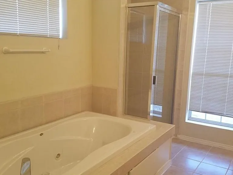 14916 Salem Creek Rd — Photo 1