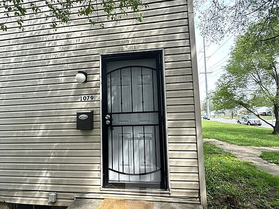 2nd image of 1079 S James Rd