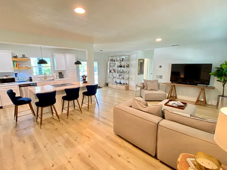 13949 Dominica Dr — Photo 4
