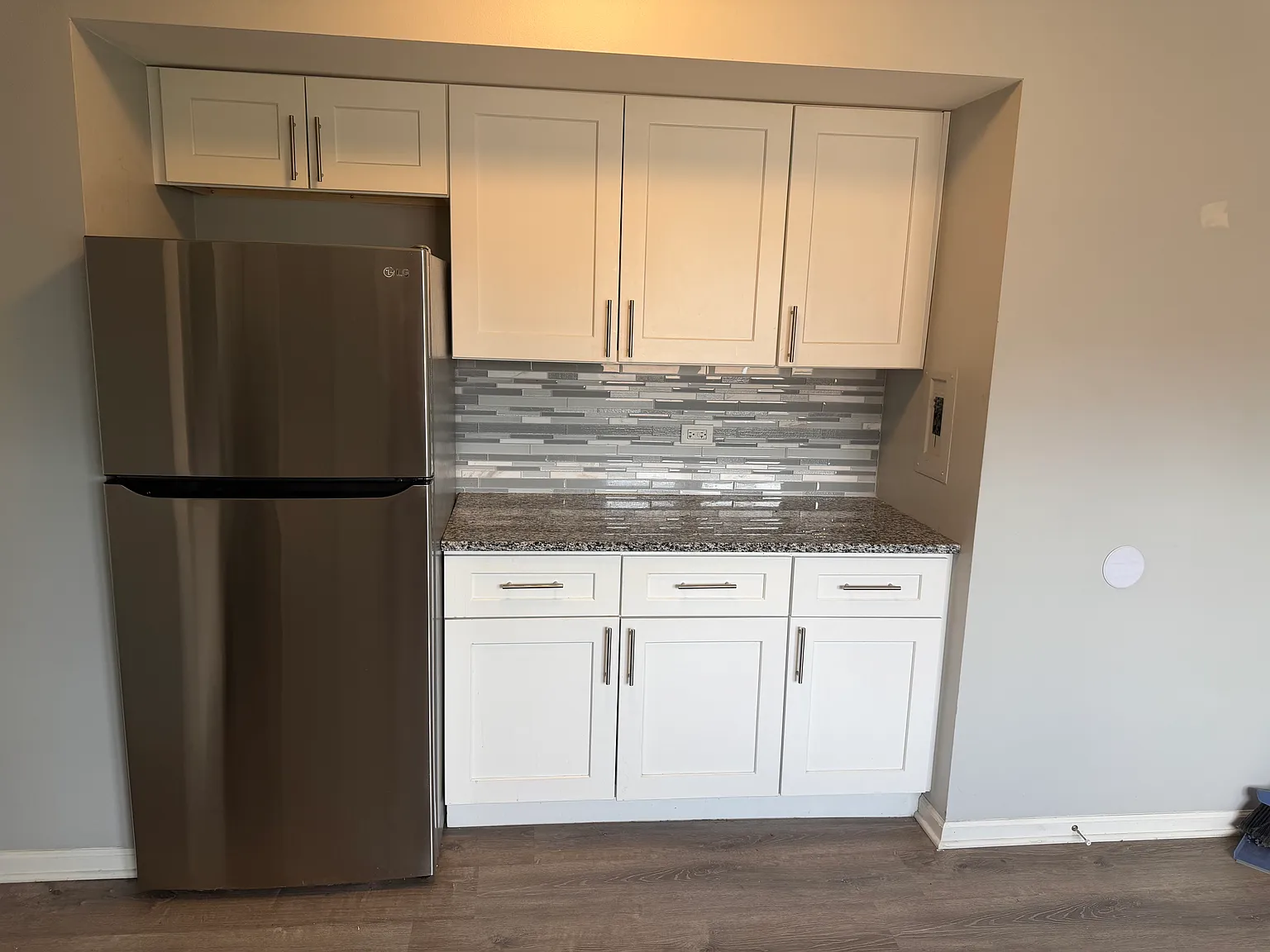 2 bed, 900 sqft, $1,699 — Photo 3