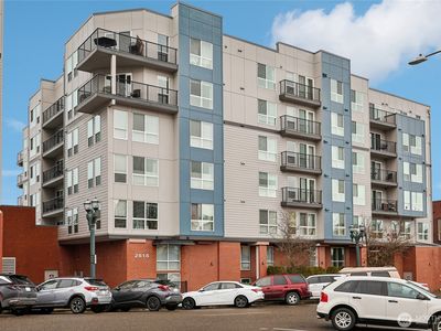 2818 Grand Avenue #B209, Everett, WA, 98201