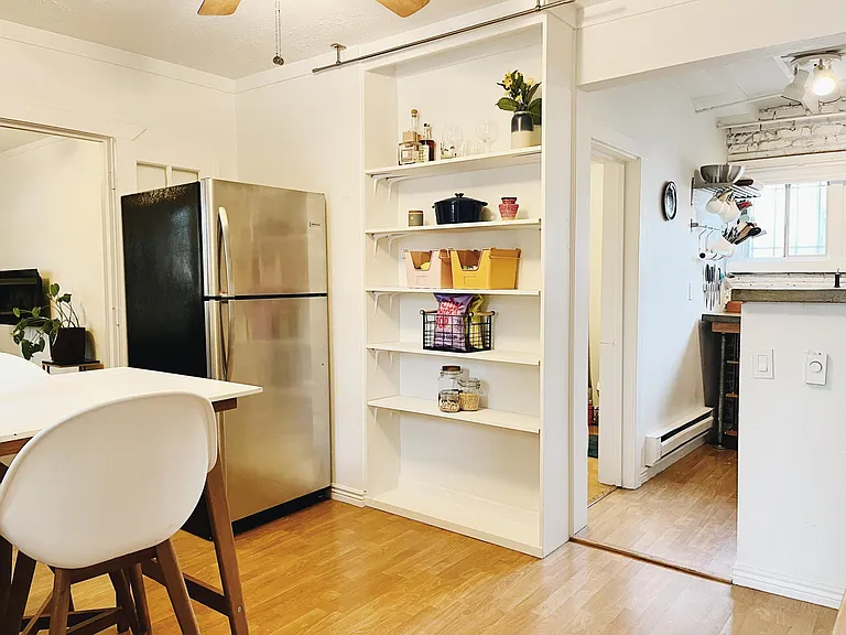 1059 N Emerson St #C — Photo 3