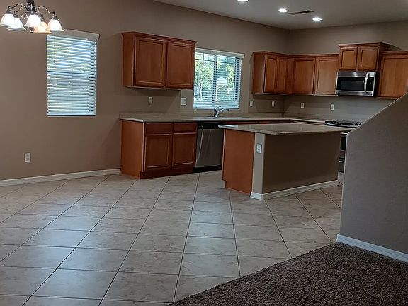 5th image of 16013 N 21st Ln