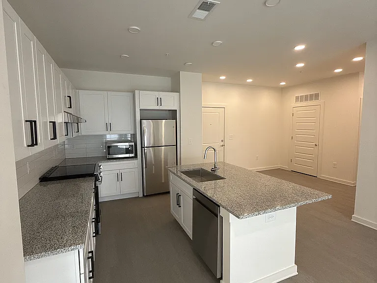 The Remy Apartments at LaGrange — Photo 182