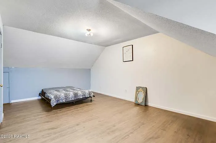 101 Lynda St — Photo 11