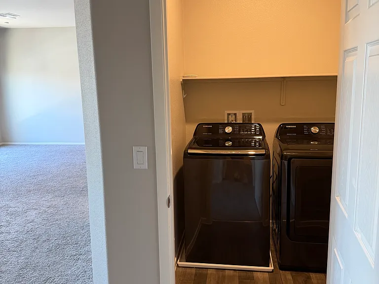7515 Emerald Stars Ave #101 — Photo 19