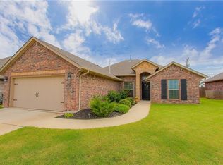 15920 Cantera Creek Dr, Edmond, OK 73013