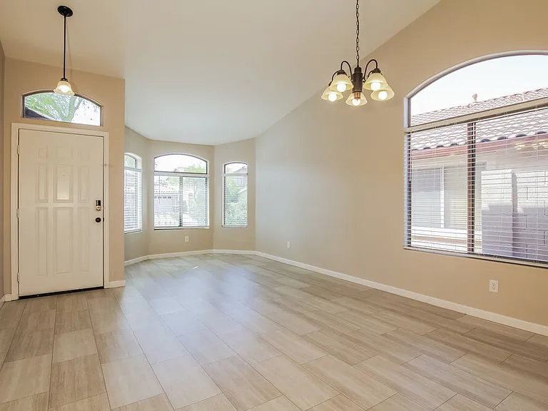 4538 W Fawn Dr — Photo 7
