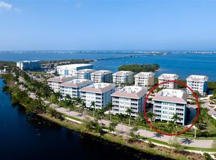 379 Aruba Cir Unit 303, Bradenton, FL 34209