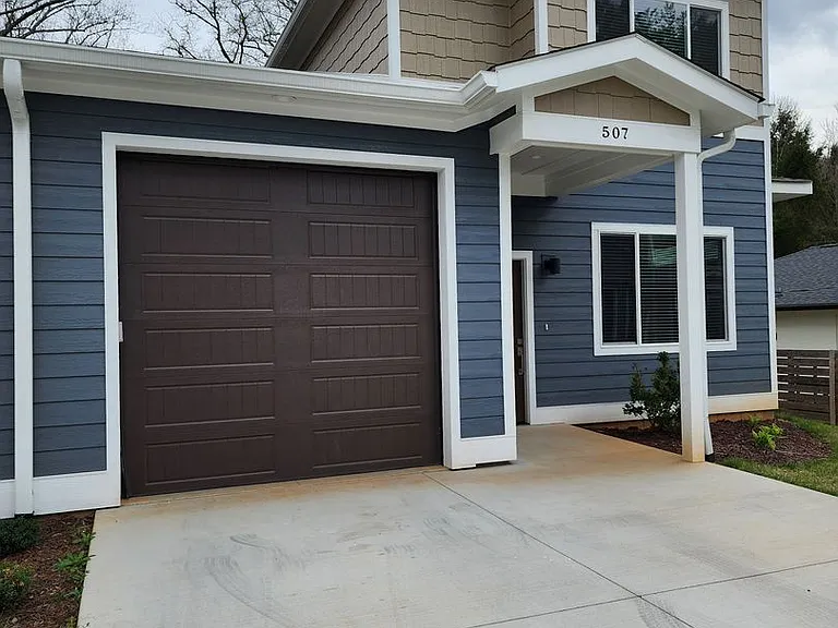 507 Magnolia Creek Ln — Photo 2