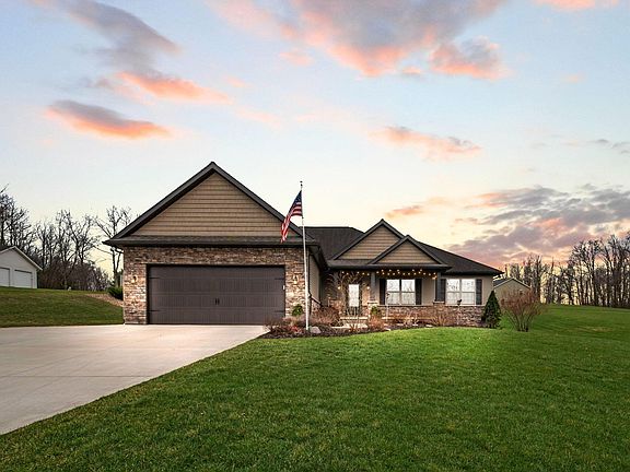 2nd image of 19700 Canada Rd