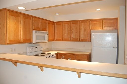 5th image of 1785 SE 8th Ave