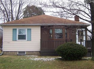 820 12th St SW, Massillon, OH 44647