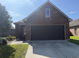 955 Shadow Bluff Dr, Baton Rouge, LA 70820