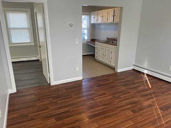 5th image of 21-23 Whitehall St #3R