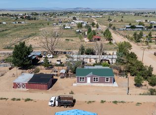 28 Primero Rd, Los Lunas, NM 87031