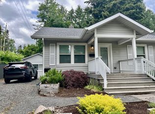 8843B SE 15th Pl, Portland, OR 97202