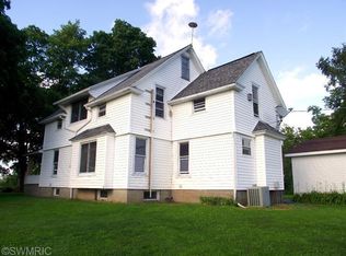 3380 Chickering Rd, Belding, MI 48809