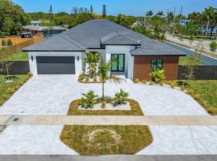 12715 SW 193rd Ter, Miami, FL 33177