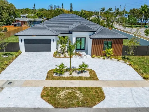 12715 SW 193rd Ter, Miami, FL 33177