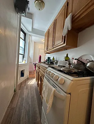 Rented by Green Home NY Realty LLC | media 5