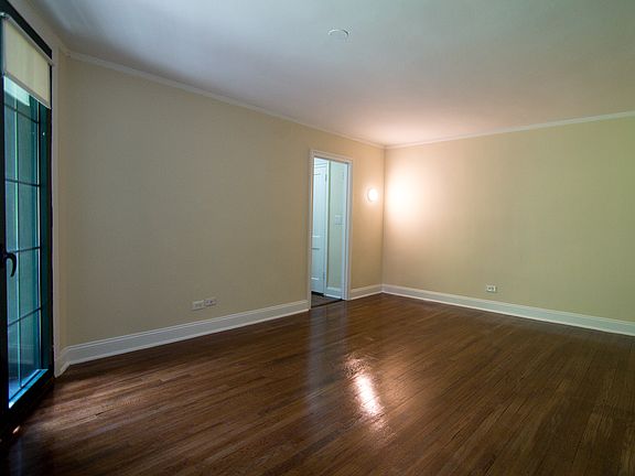 2nd image of 5101 39th Ave APT F21