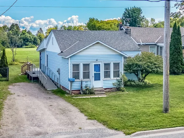 323 William St, Midland, ON L4R 4G2