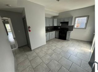 124 Fleming Ave #2R, Newark, NJ 07105