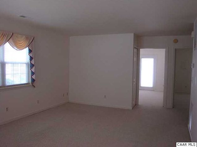 2nd image of 1192 Rose Arbor Ct