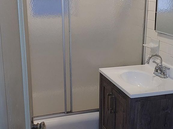 2nd image of 1-224 Lexington Ave #1