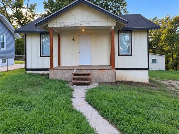 2816 N 41st St, Kansas City, KS 66104