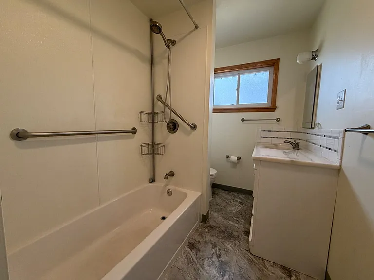 850 Naiad Dr #A — Photo 11