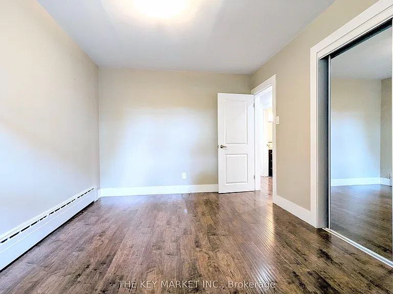 211 Saint Clements Ave #2 — Photo 16