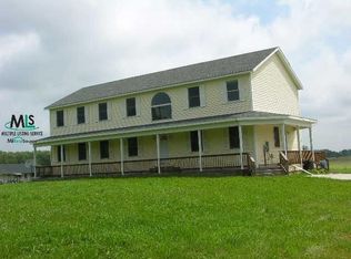 3128 Wade Rd, Capac, MI 48014