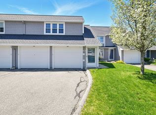 56 Chapin Greene Dr UNIT 56, Ludlow, MA 01056