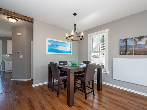 4th image of 950 W Blackcherry Ln