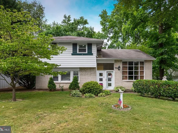 1911 Chapel Ave W, Cherry Hill, NJ 08002