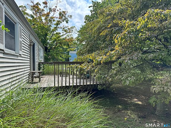 4th image of 5 Highland Road