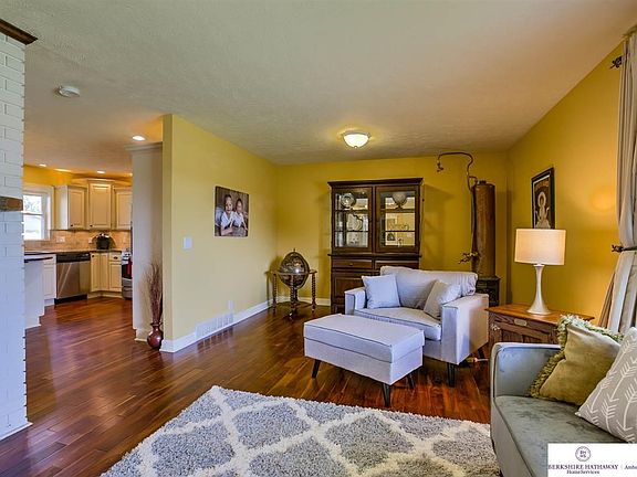 3rd image of 12515 Sky Park Cir