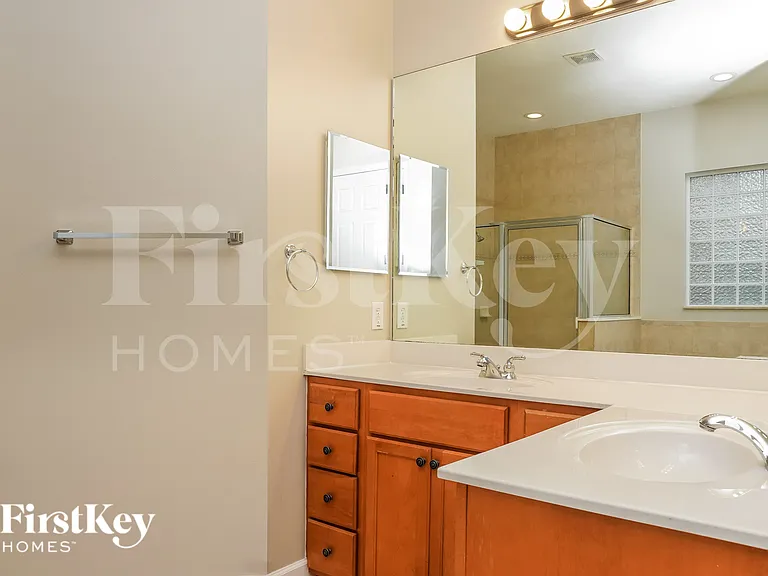 2655 Palomar Ave SE — Photo 12