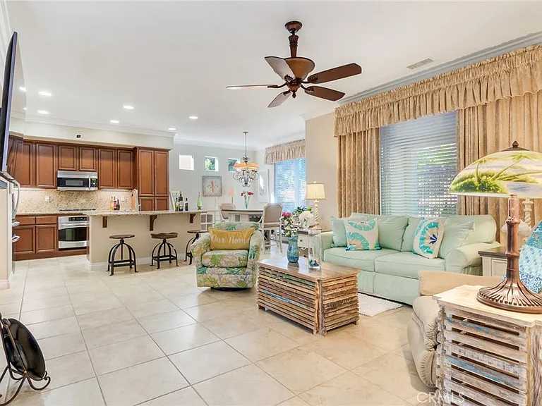 23799 Cahuilla Ct — Photo 17