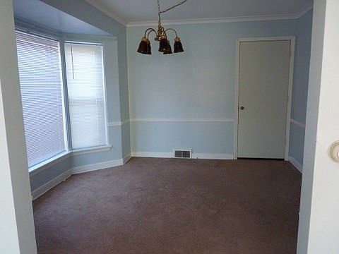 5th image of 8033 Karlov Ave