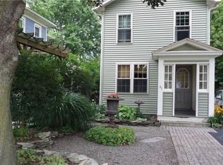 27 Syracuse St #2, Baldwinsville, NY 13027
