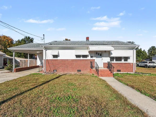 206 W Woodall St, Benson, NC 27504
