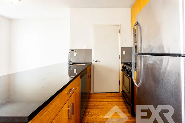 Rented by EXR | media 53