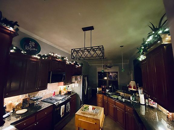 5th image of 18 Cypress Creek Dr