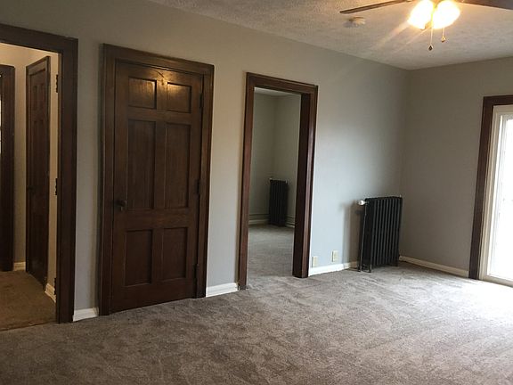 4th image of 1102 Central Ave #75890e052