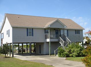 119 Maxwell Dr, Harkers Island, NC 28531