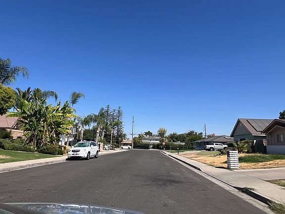 4th image of 3613 Bianchi Way