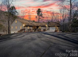 111 Buckeye Rd, Lake Lure, NC 28746